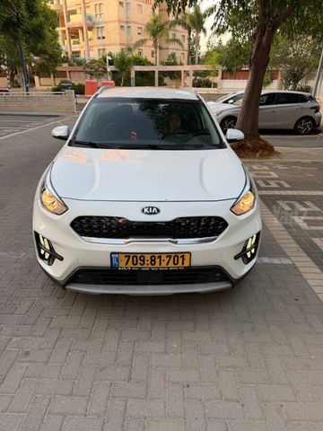 קיה נירו