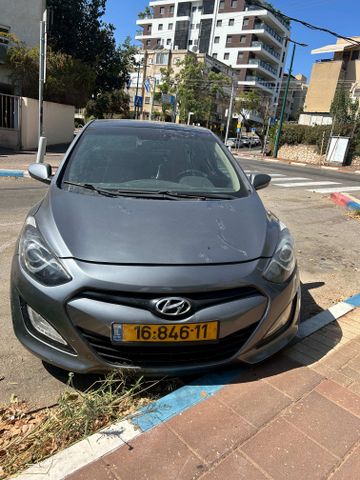 יונדאי i30