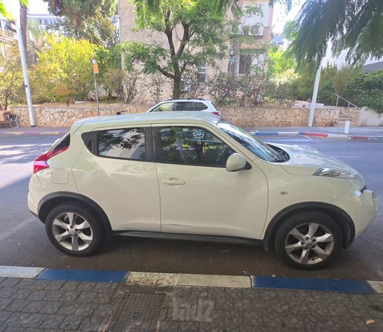 מודעת רכב ניסאן ג'וק