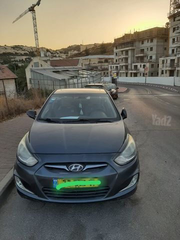 יונדאי אקסנט i25
