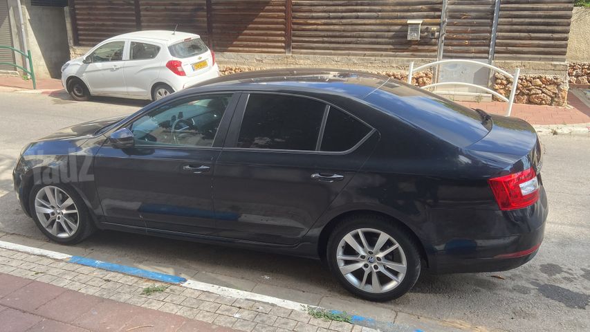 סקודה אוקטביה
