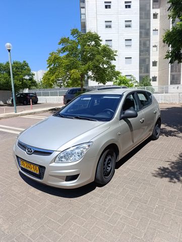 יונדאי i30