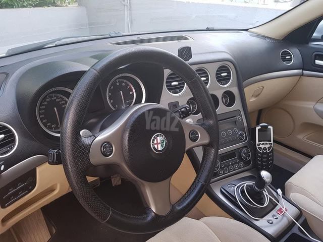 159 4X2 Classico Plus ידני סדאן 4 דל 2.2 (185 כ״ס)