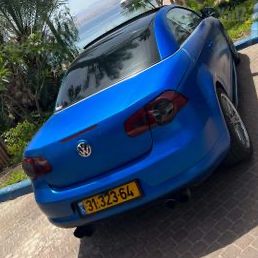 פולקסווגן איוס
