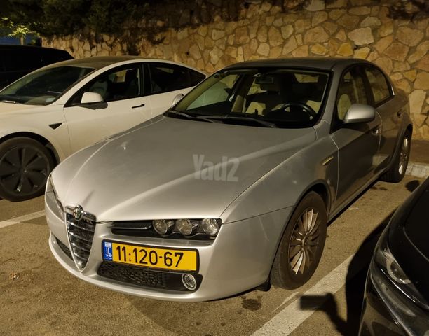 אלפא רומיאו 159