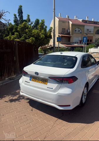 טויוטה קורולה