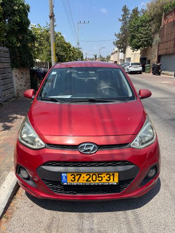 יונדאי i10