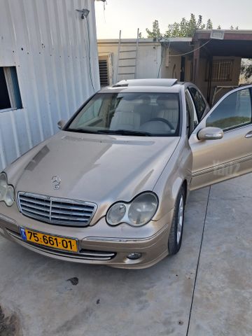 מרצדס-בנץ C-class