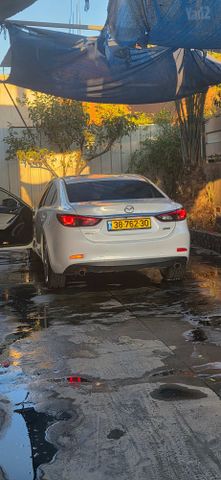 מאזדה 6