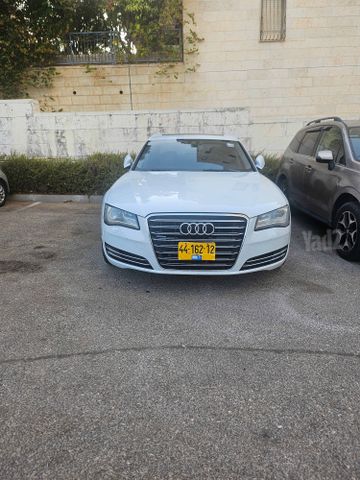אאודי A8