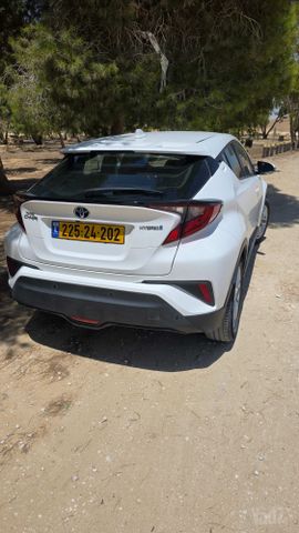 טויוטה C-HR