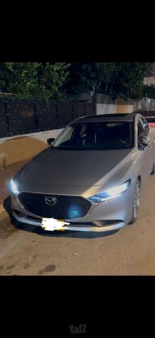 מודעת רכב מאזדה 3
