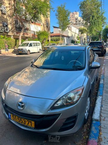 מאזדה 3