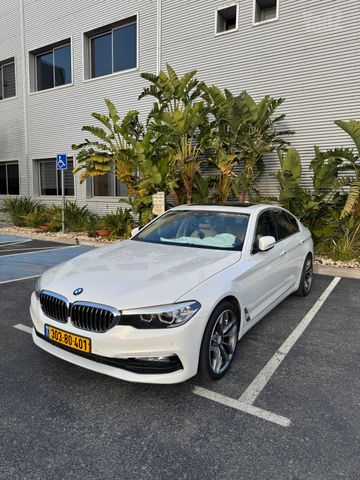 מודעת רכב ב מ וו סדרה 5