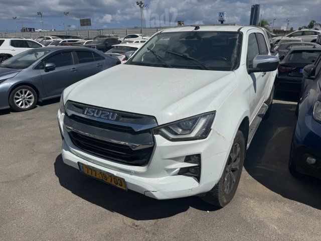 מודעת רכב איסוזו די-מקס