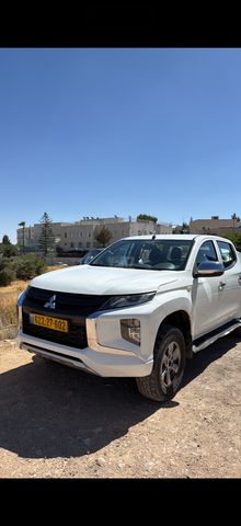 מודעת רכב מיצובישי טרייטון / L200