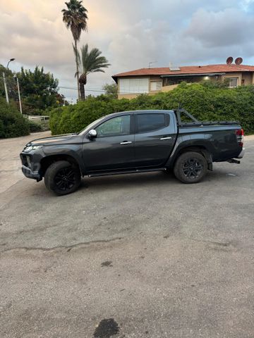 מיצובישי טרייטון / L200