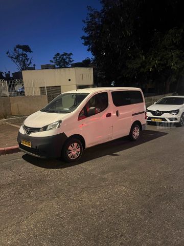 מודעת רכב ניסאן NV200