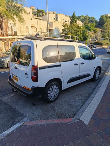 מודעת רכב סיטרואן ברלינגו