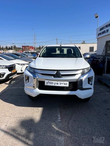 מיצובישי טרייטון / L200