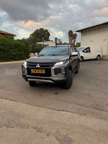 מיצובישי טרייטון / L200