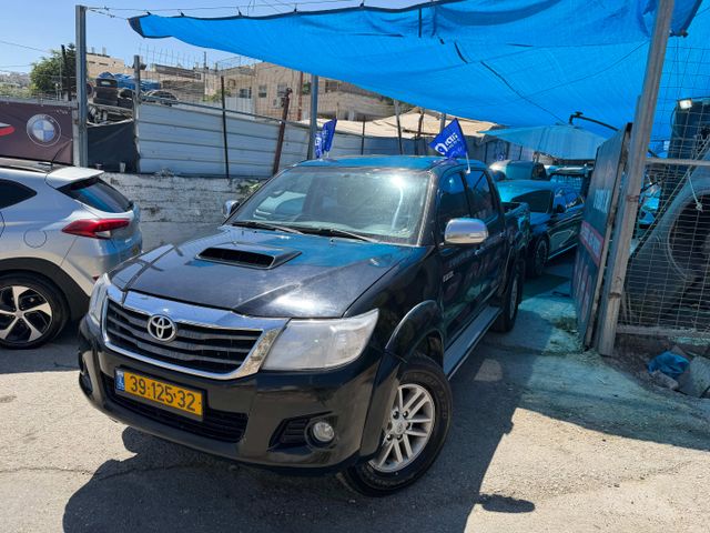 טויוטה היילקס