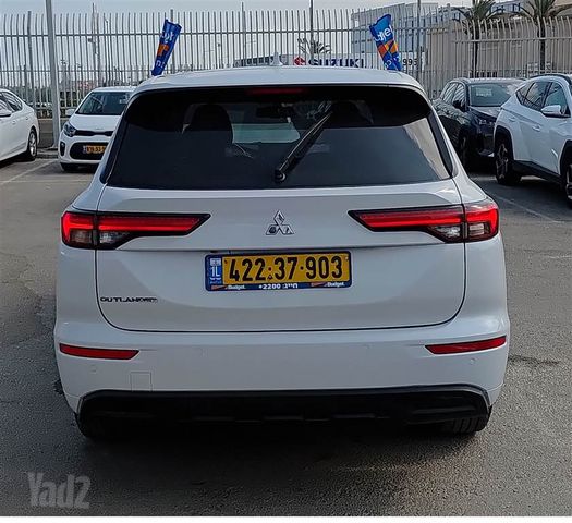 מודעת רכב מיצובישי אאוטלנדר 1