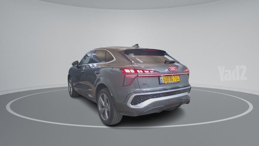אאודי Q3