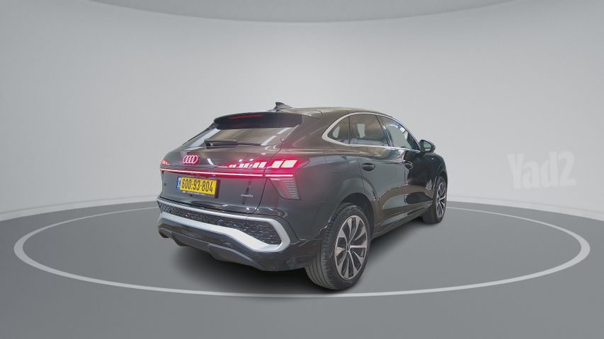 אאודי Q3