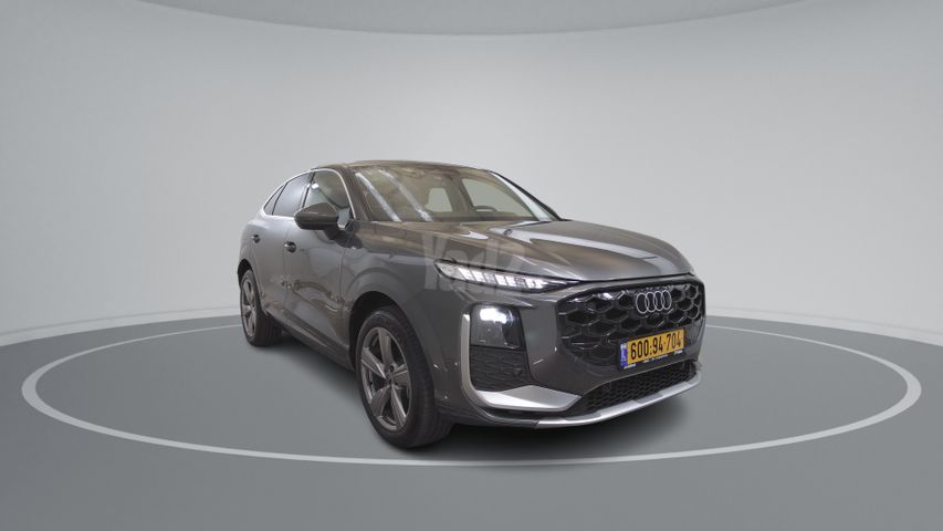אאודי Q3