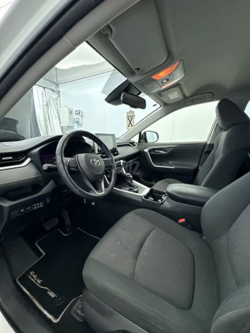 טויוטה RAV4
