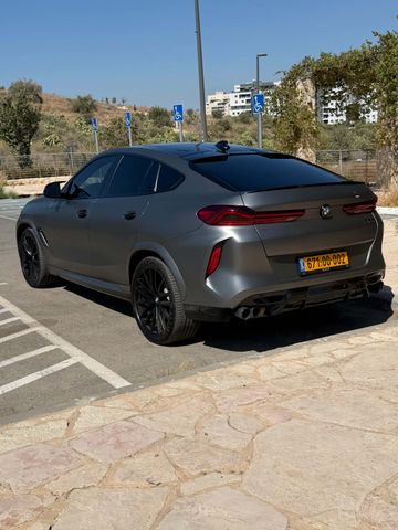 ב מ וו X6