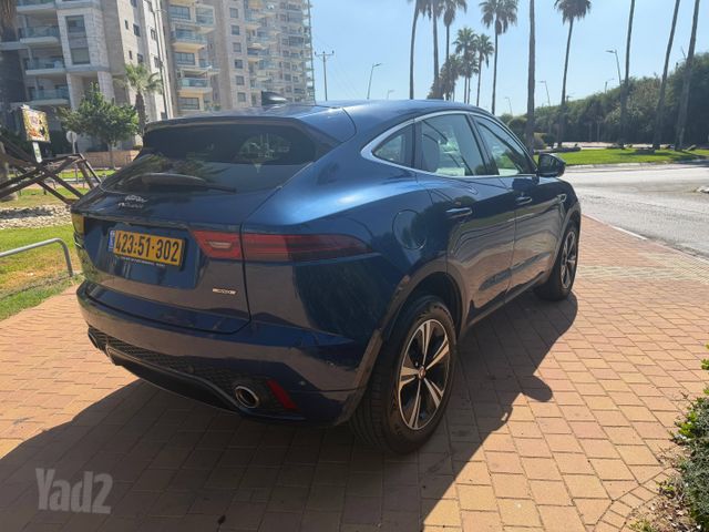 מודעת רכב יגואר E-Pace 2