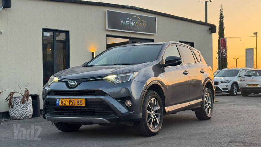 מודעת רכב טויוטה RAV4