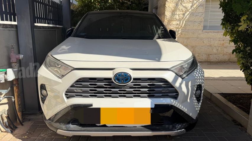 טויוטה RAV4