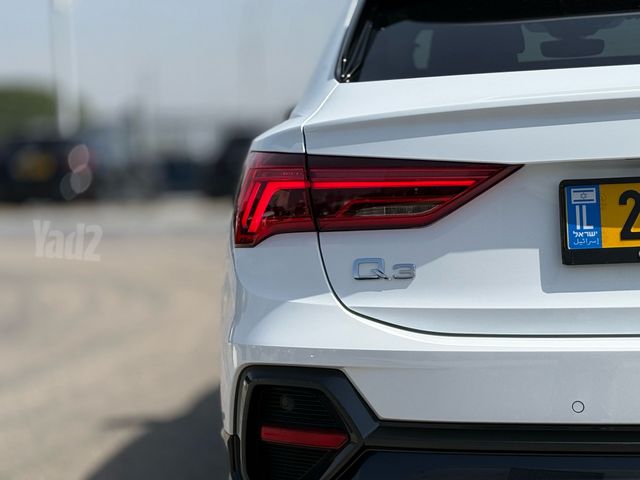 אאודי Q3