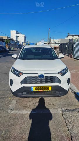 מודעת רכב טויוטה RAV4
