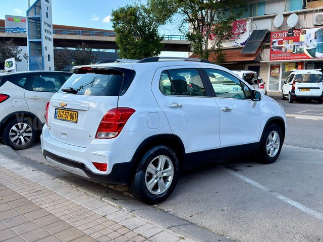 שברולט טראקס