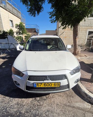 מודעת רכב מיצובישי אאוטלנדר