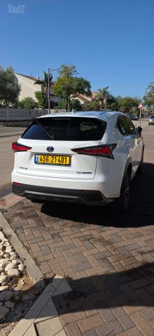 לקסוס NX