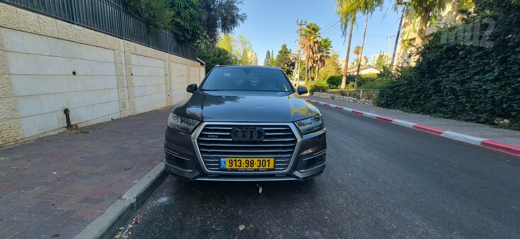 אאודי Q7