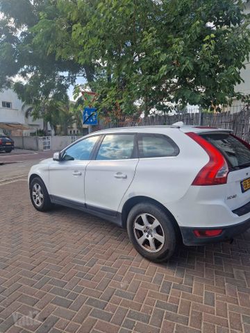 וולוו XC60