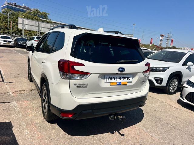 סובארו פורסטר