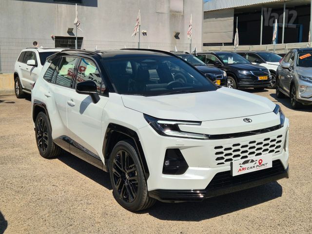 טויוטה RAV4