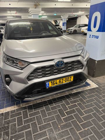 טויוטה RAV4