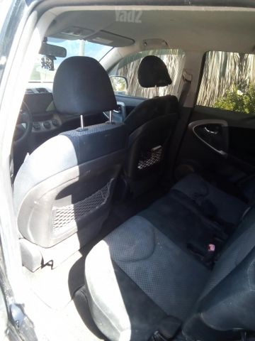 טויוטה RAV4