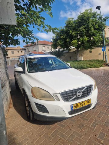 וולוו XC60