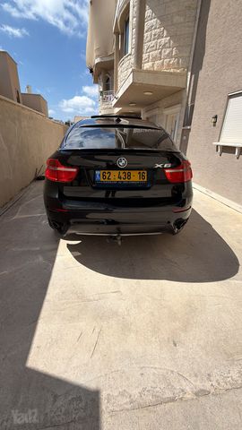 ב מ וו X6