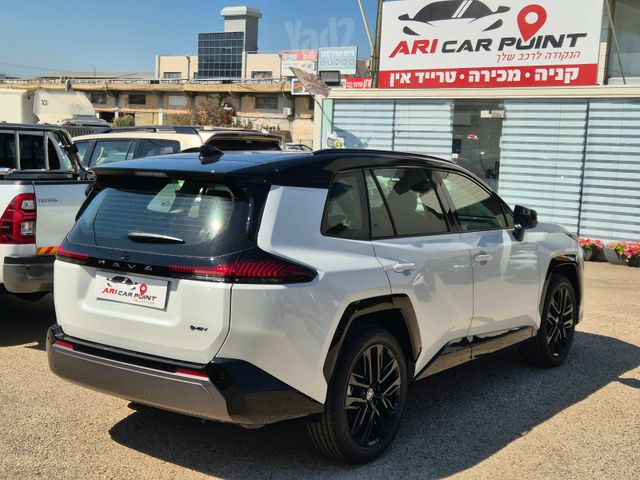 טויוטה RAV4