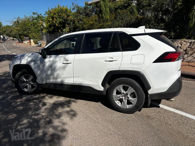 מודעת רכב טויוטה RAV4